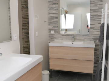 Logement entier à louer à Reyrieux - photo 20 : salle de bain-20