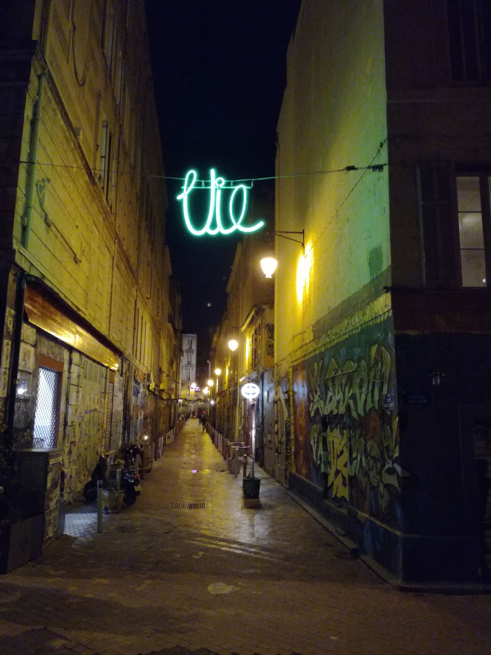 Hele Huis Marseille 99095