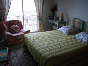Roomlala | 2 pokoje gościnne dla maksymalnie 4 osób. Metro, parking, taras