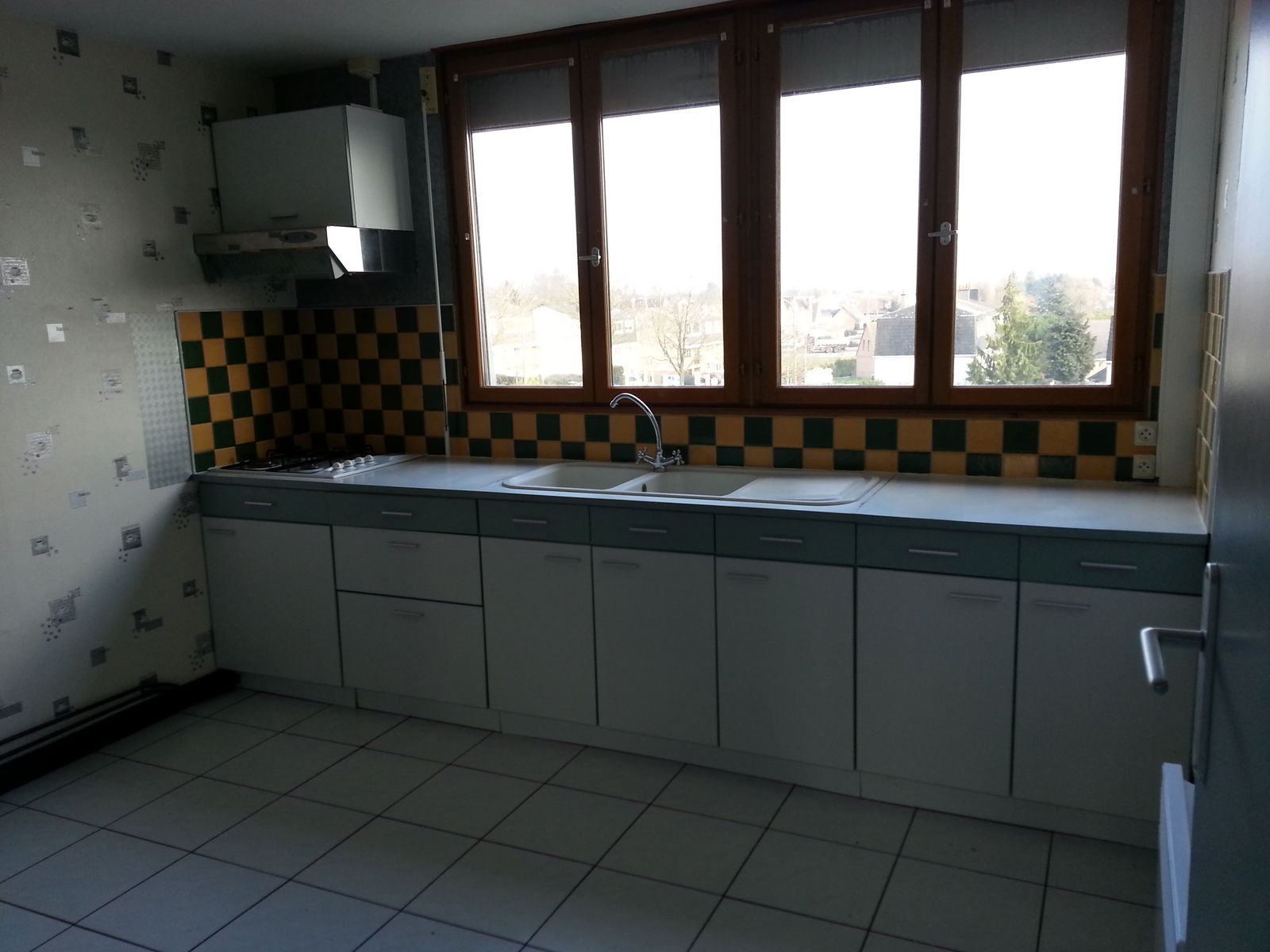 Colocação Beuvry 95038