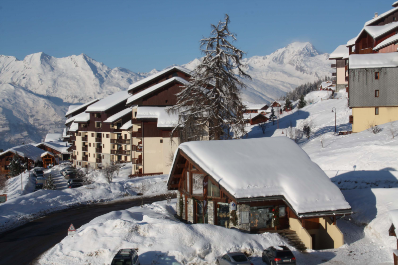 Independent Studio Landry 151327