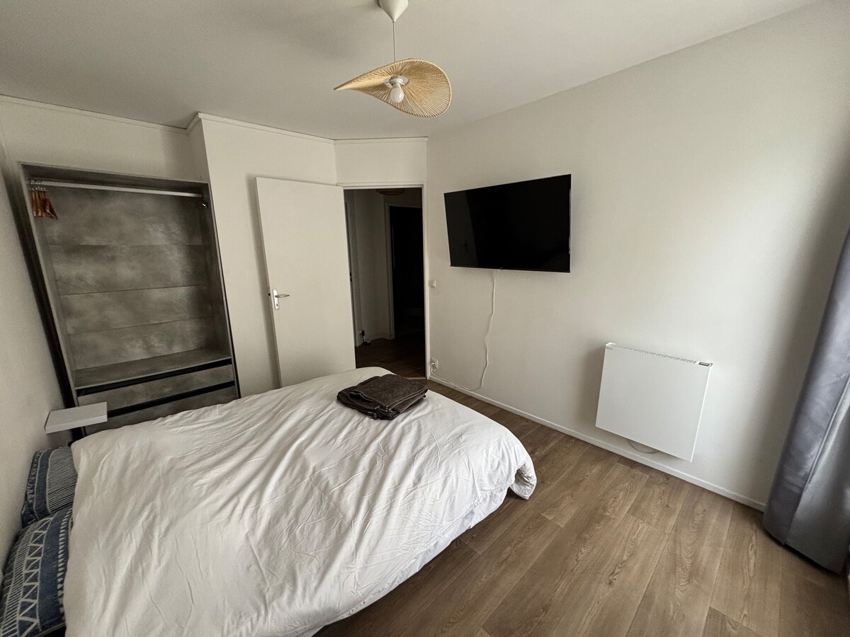 Homestay Rosny-sous-Bois 677004