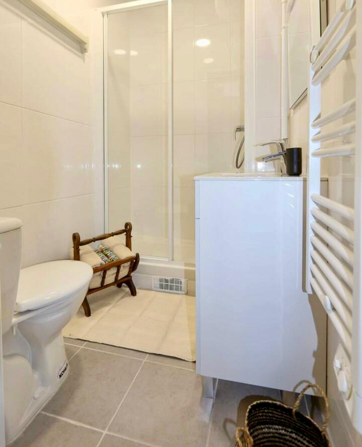 Hela Huset Paris 604628