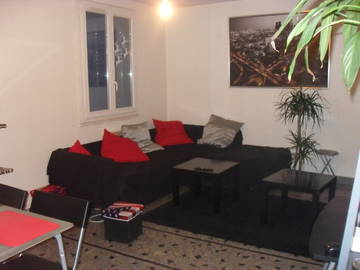Roomlala | 2 slaapkamers in een 4-kamerappartement - Grenoble Centre - 300 euro