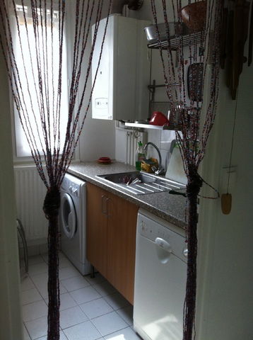 Colocatie Paris 44431