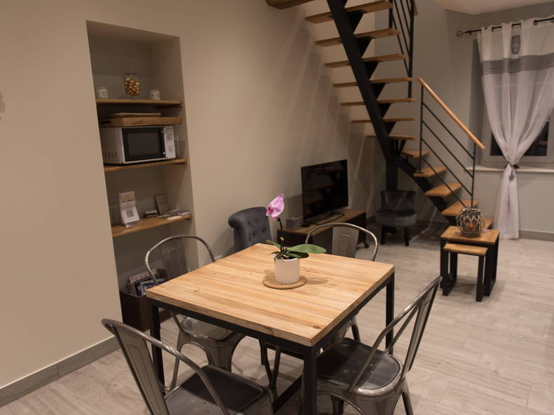 Entire Home Meursault 142669-3