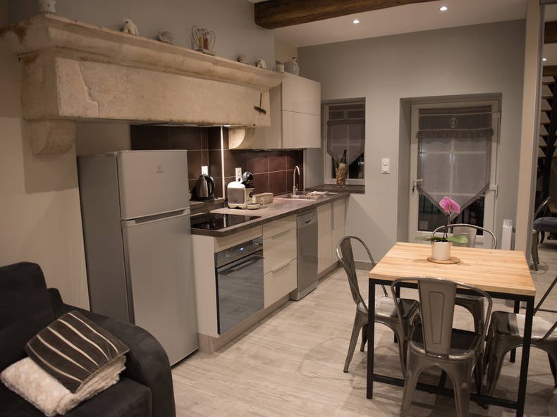 Entire Home Meursault 142669-4