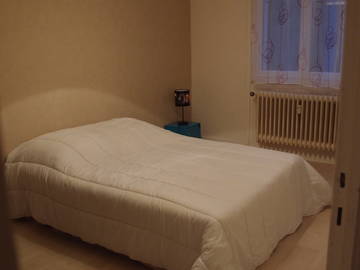 Roomlala | 2 sypialnie do wynajęcia w mieszkaniu 