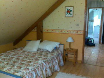 Roomlala | 2 umeblowane sypialnie do wynajęcia w mieszkaniu z 2 sypialniami 