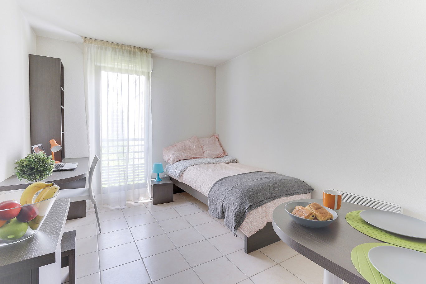 Hela Huset Lyon 656576