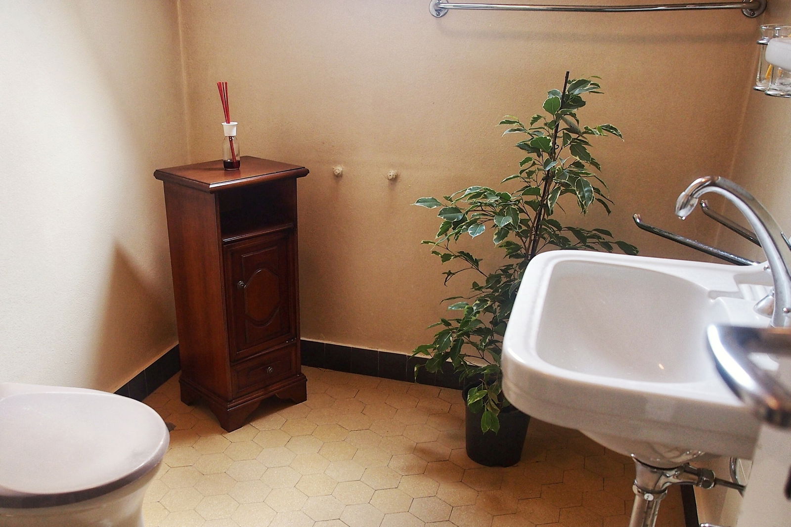 Gästezimmer Lausanne 264306