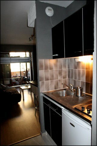 Independent Studio La Garde 2049