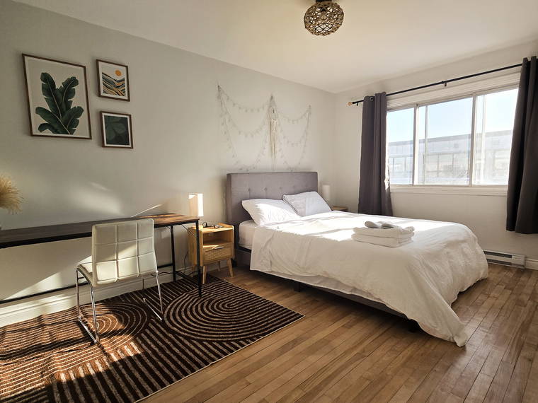 Colocação Montréal 654279