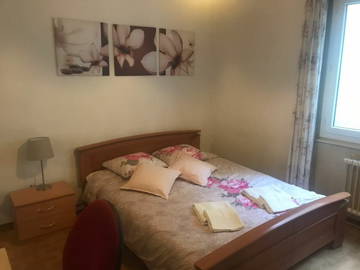 Roomlala | 3 1/2 Apartament w centrum Lozanny