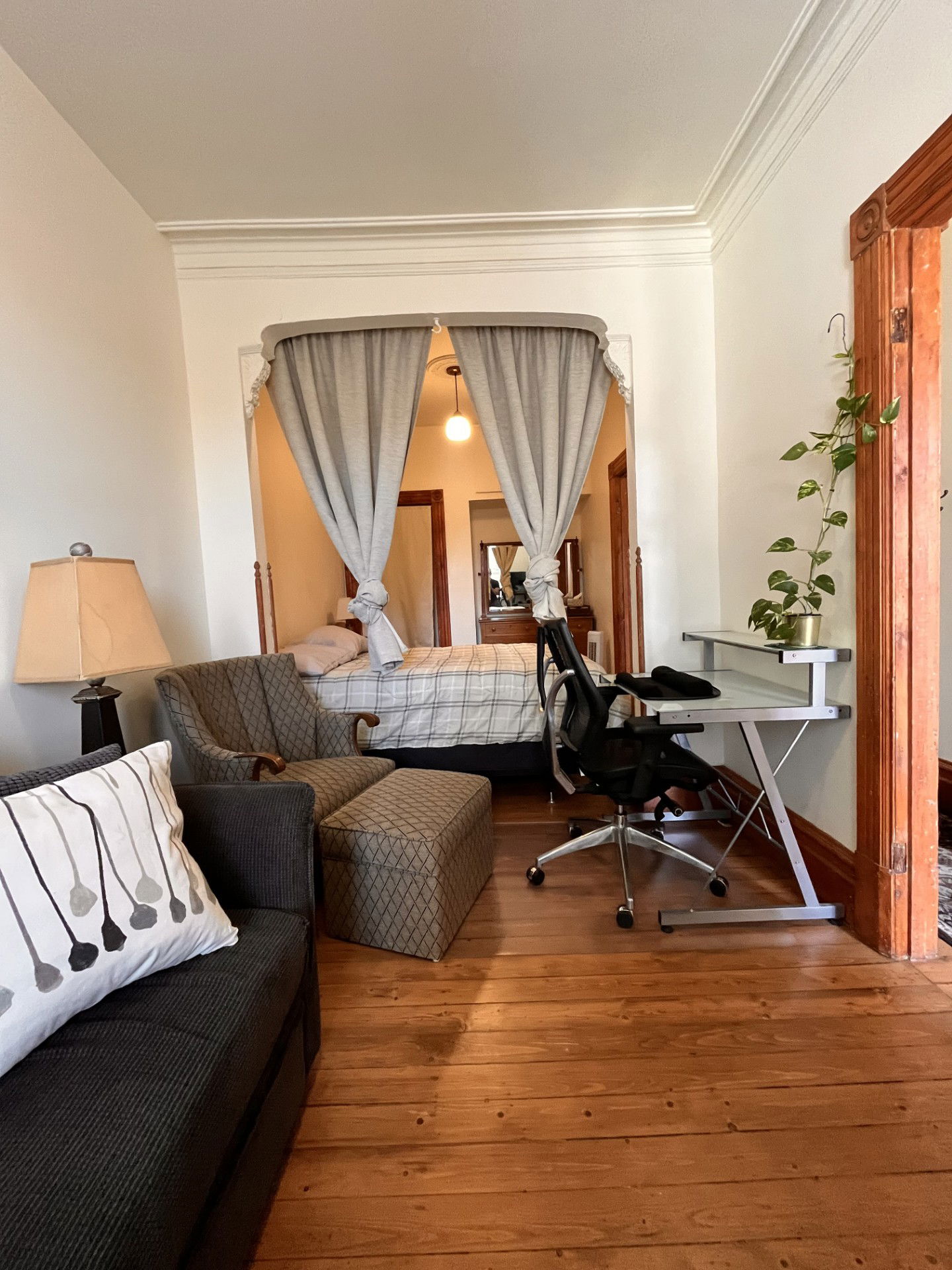 Onofhängeg Studio Montréal 215058