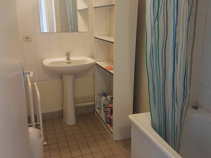 Colocación Cergy 243921-5