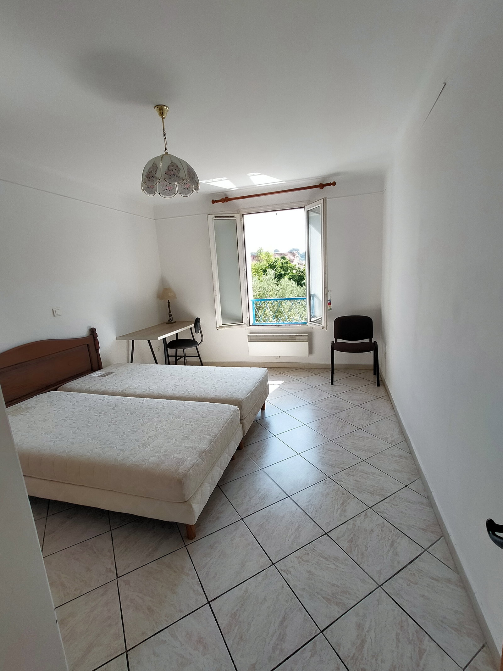 Habitación En Casa Del Anfitrión Toulon 674975