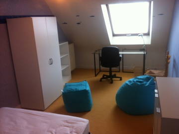 Roomlala | 3 Camere Da Letto In Affitto