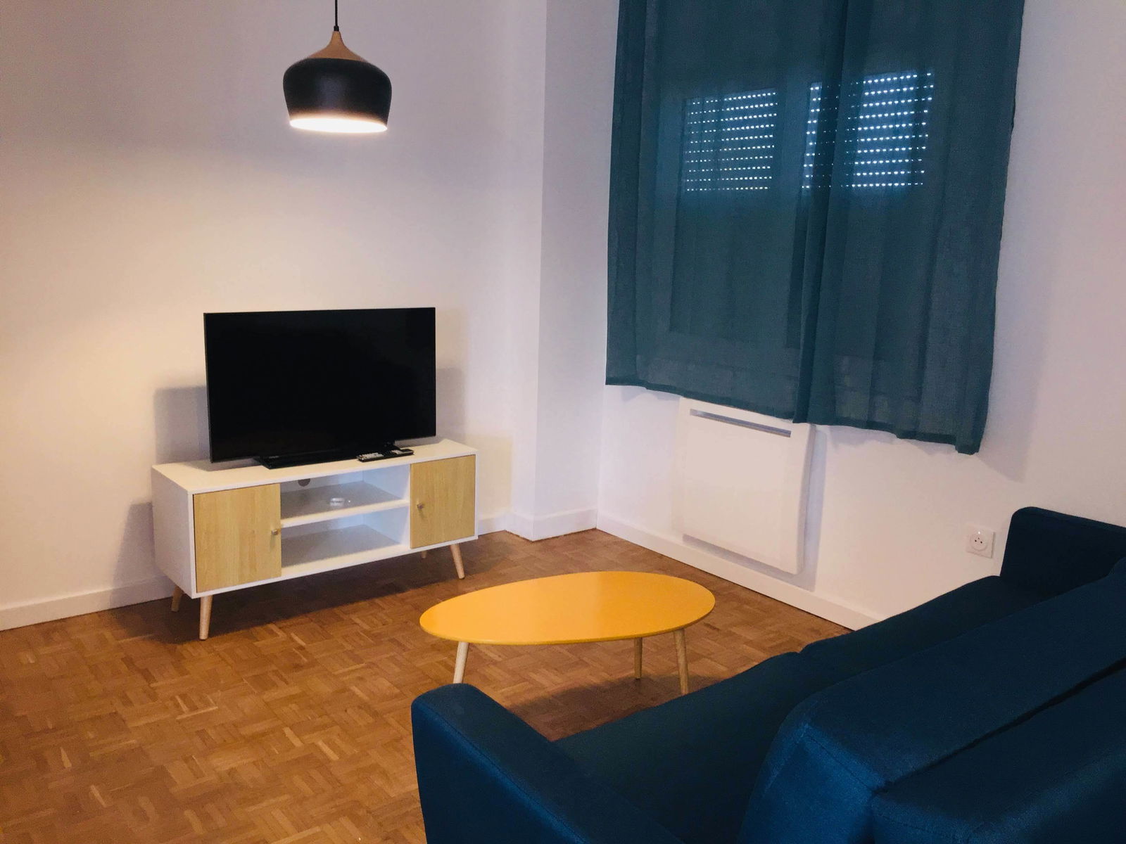 Itsenäinen Studio Albi 228802