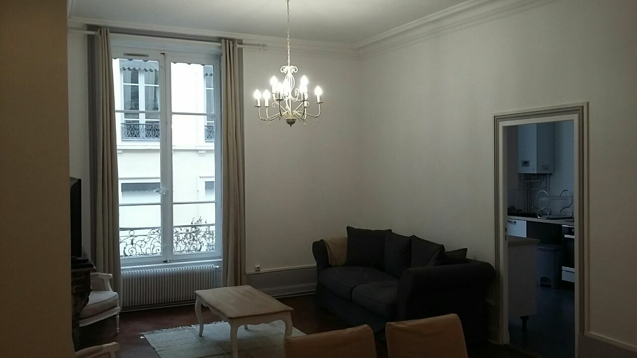 Järjestäminen Lyon 174628