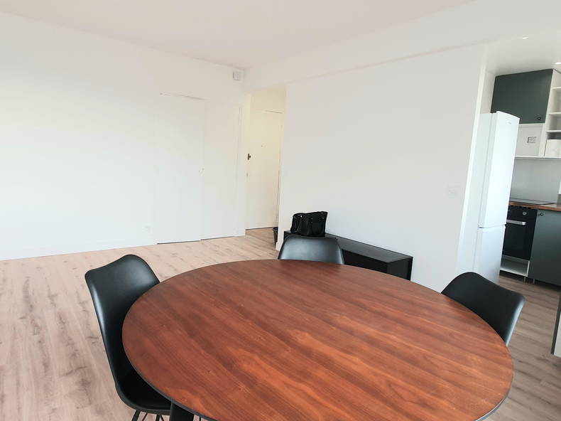 Entire Home Vitry-sur-Seine 267195-2