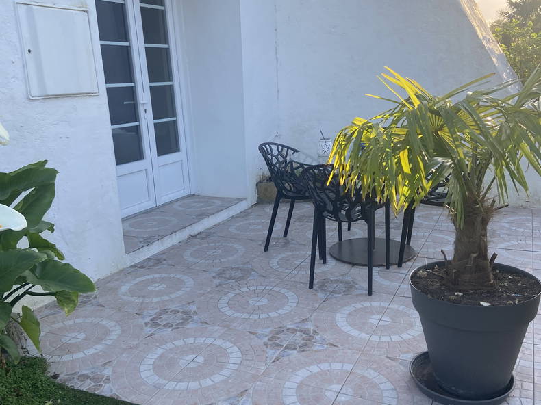 Entire Home Urt 677912-2