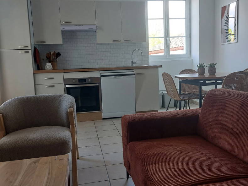 Entire Home Urt 677912-3