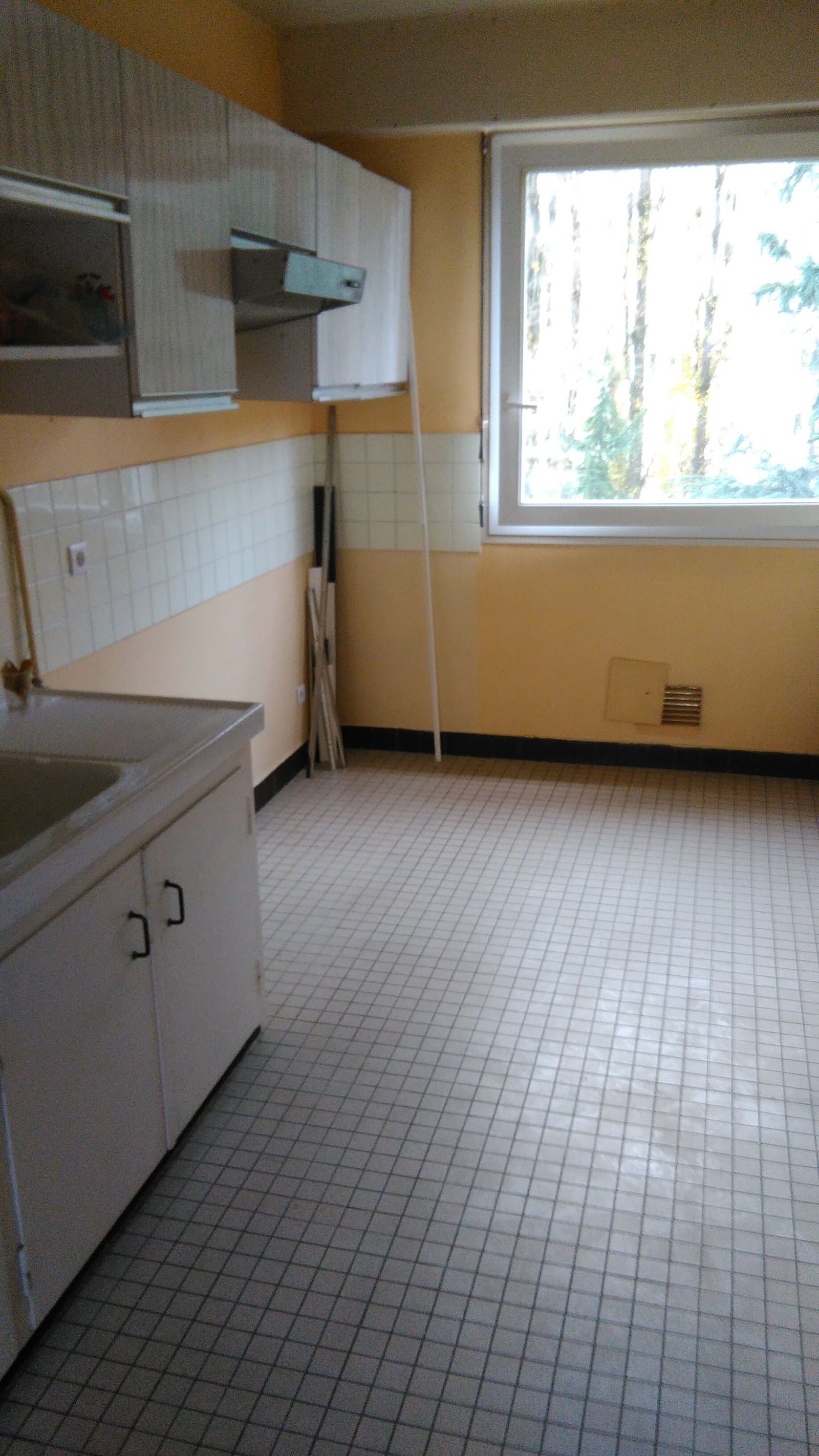 Colocation Évry 155244