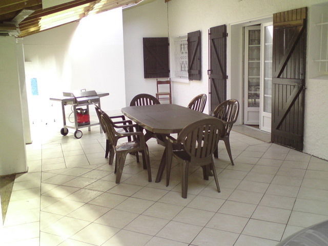 Oberoende Studio Briscous 254102