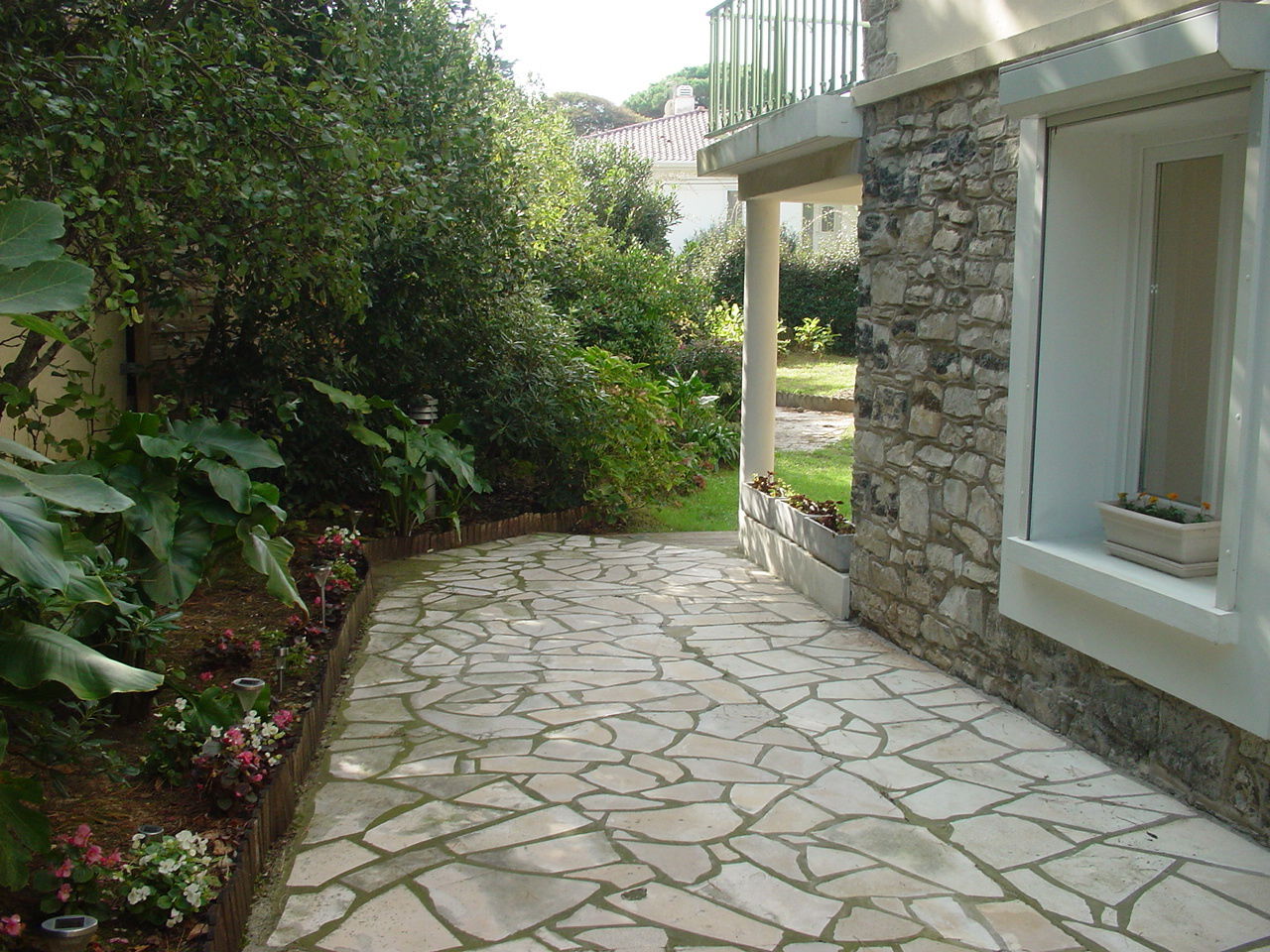 Oberoende Studio Anglet 70527