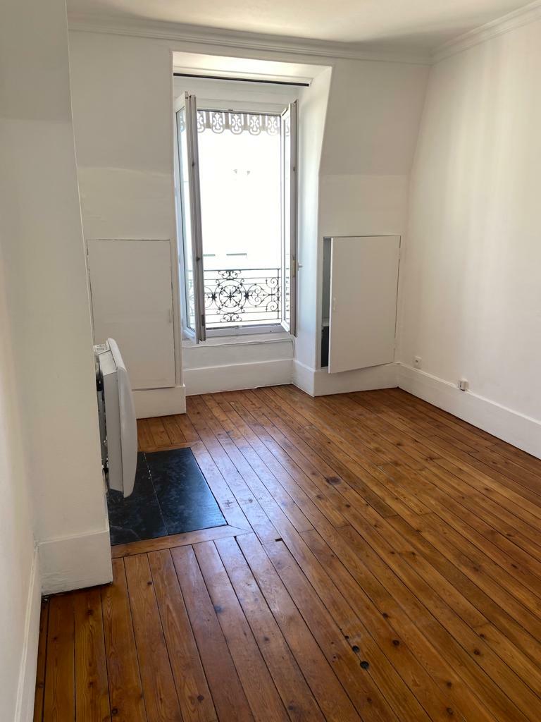 Collocazione Paris 37552