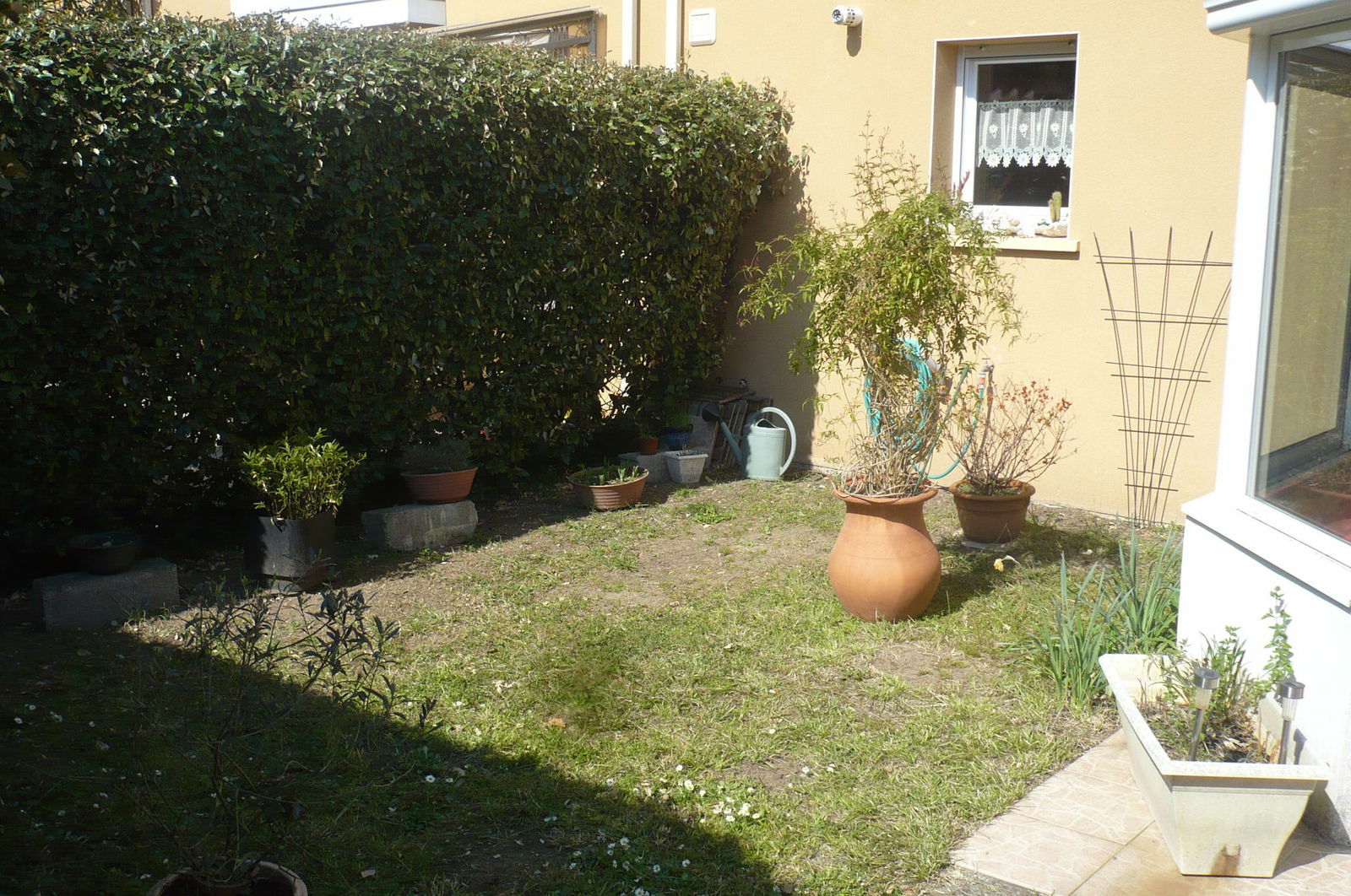 Onofhängeg Studio Boucau 101183