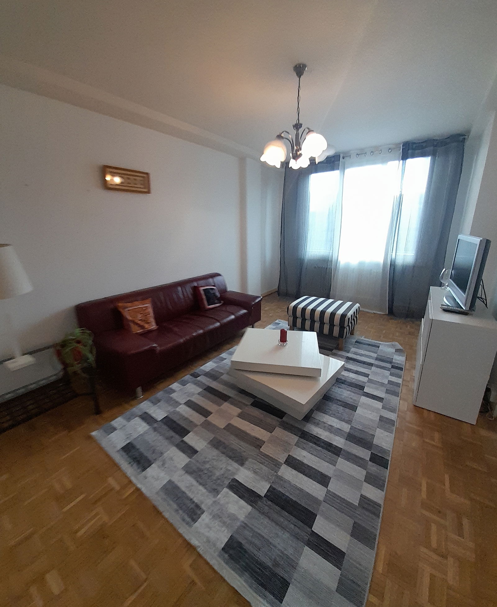 Unabhängiges Studio Genève 260162