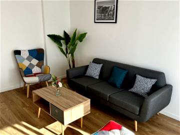 Roomlala | 3-Zimmer-Wohnung – Design und gemütlich