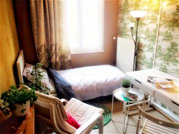 Roomlala | 33) Chambre Calme Dans Maison Confortable Avec Jardin à 3min Du Métro