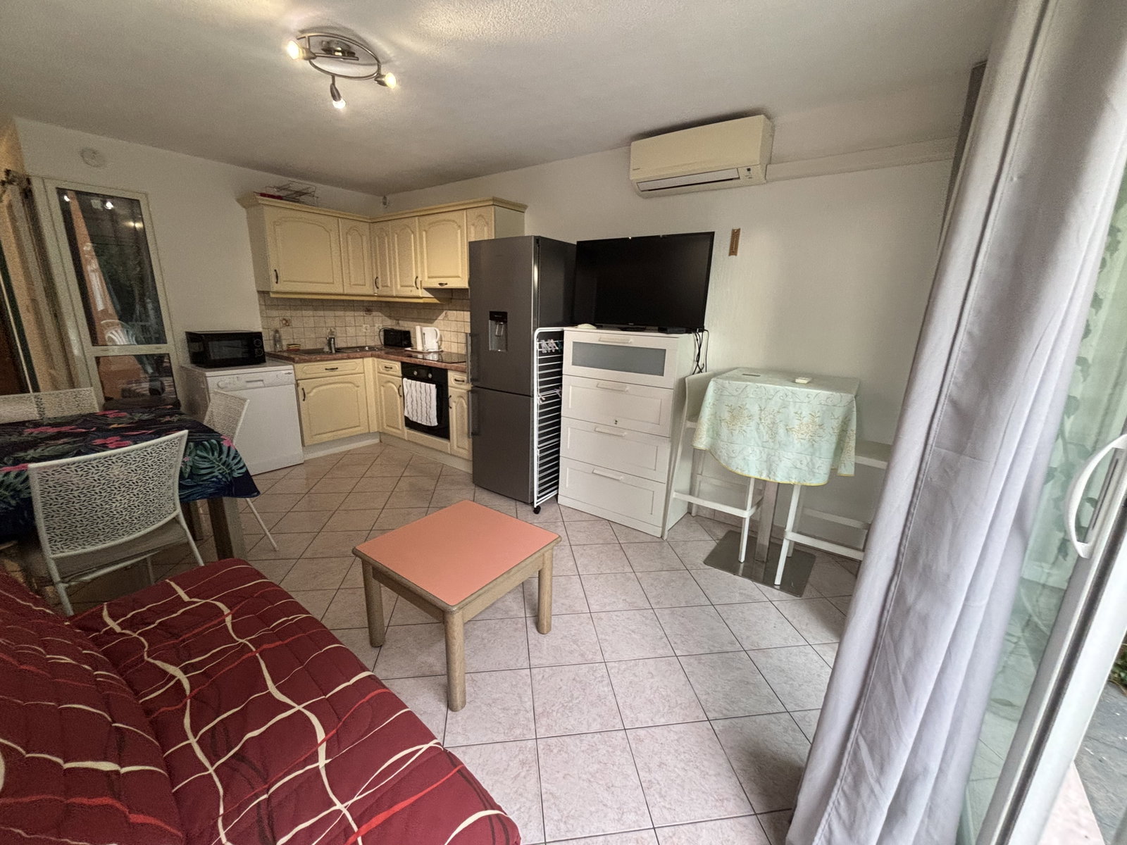 Logement Entier Six-Fours-les-Plages 676449