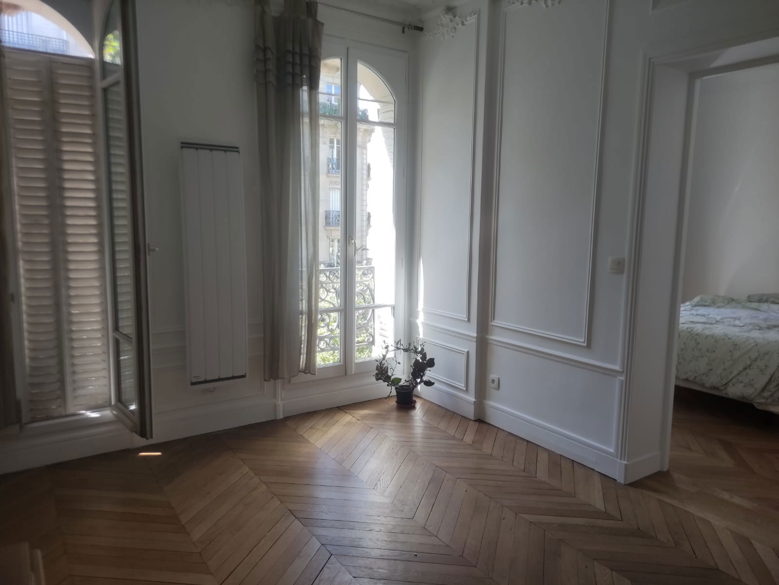 Independent Studio Paris 301223