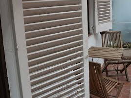 Kolokation Barcelona 89090-3