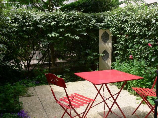 Onafhankelijke Studio Paris 51442