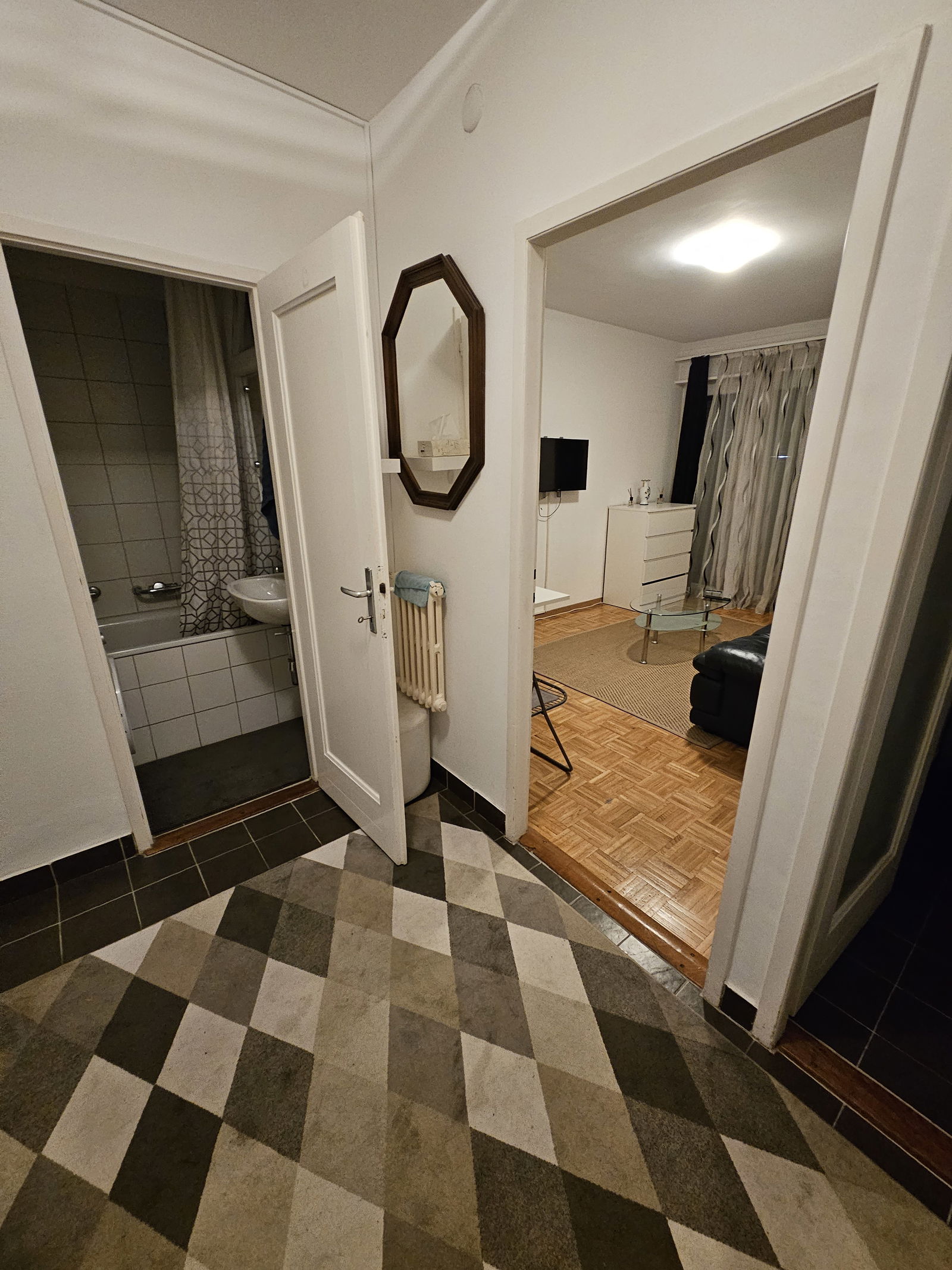 Unabhängiges Studio Genève 261777