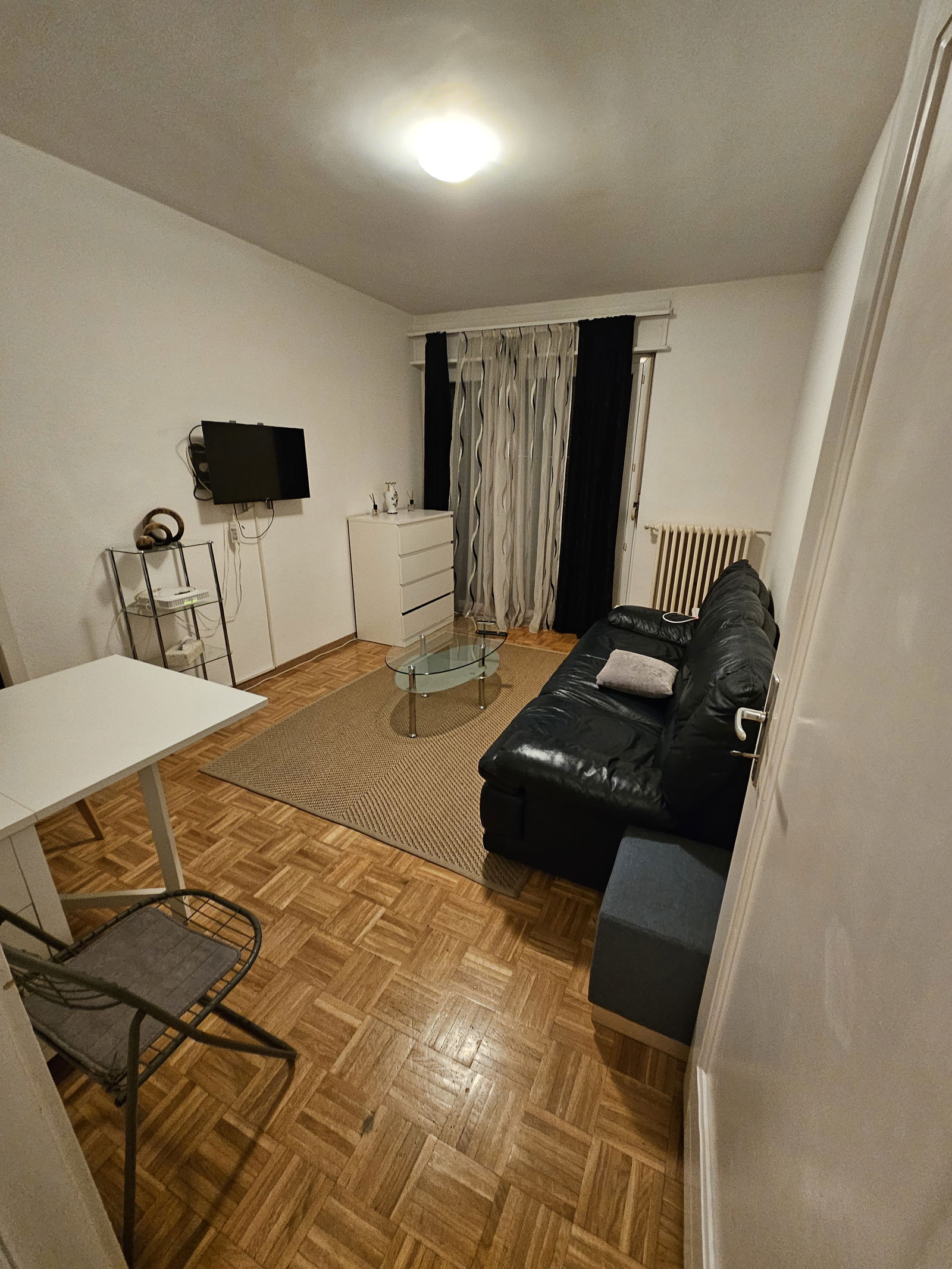 Unabhängiges Studio Genève 261777
