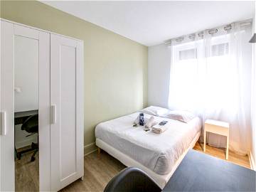 Room For Rent Rouen 249331-1
