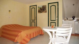 Gästezimmer Villedieu-les-Poêles 67977