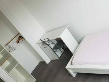 Roomlala | 4 pokoje dla kobiet