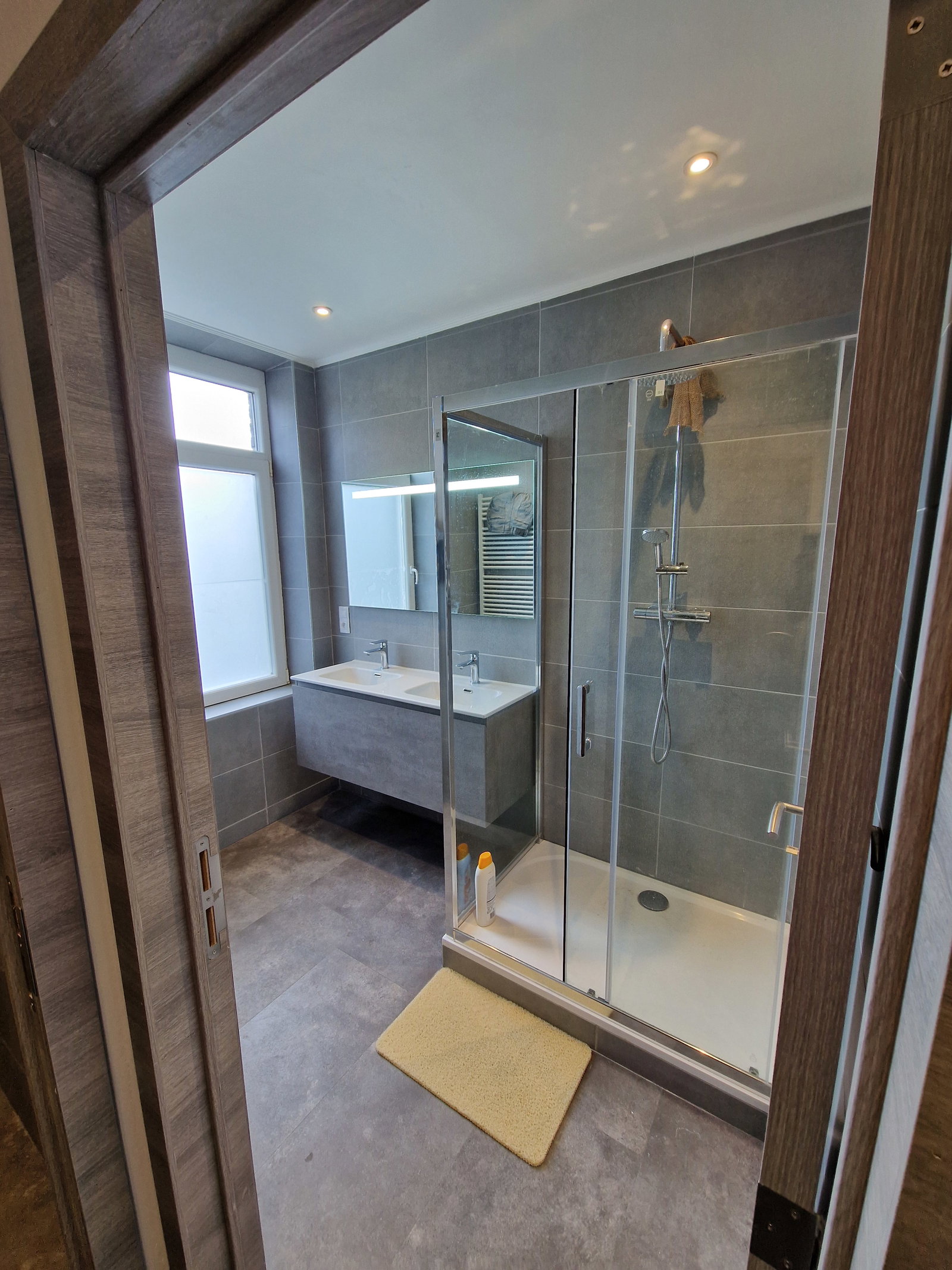 Kolokasie Charleroi 520019