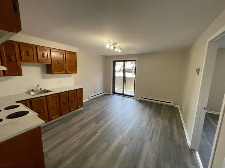 Colocación Montréal 613805