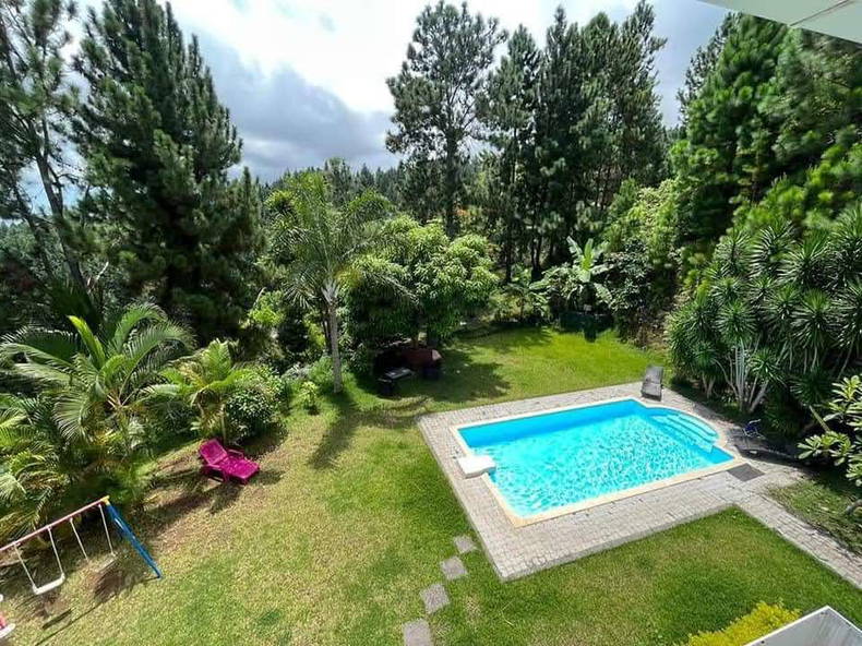 Ganzes Haus Puna'auia 250212-1