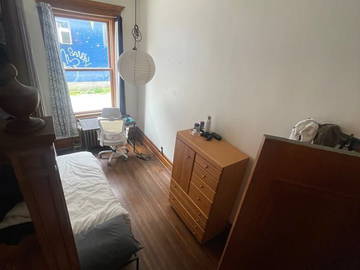 Colocation à louer à Montréal - photo 9 : chambre-9