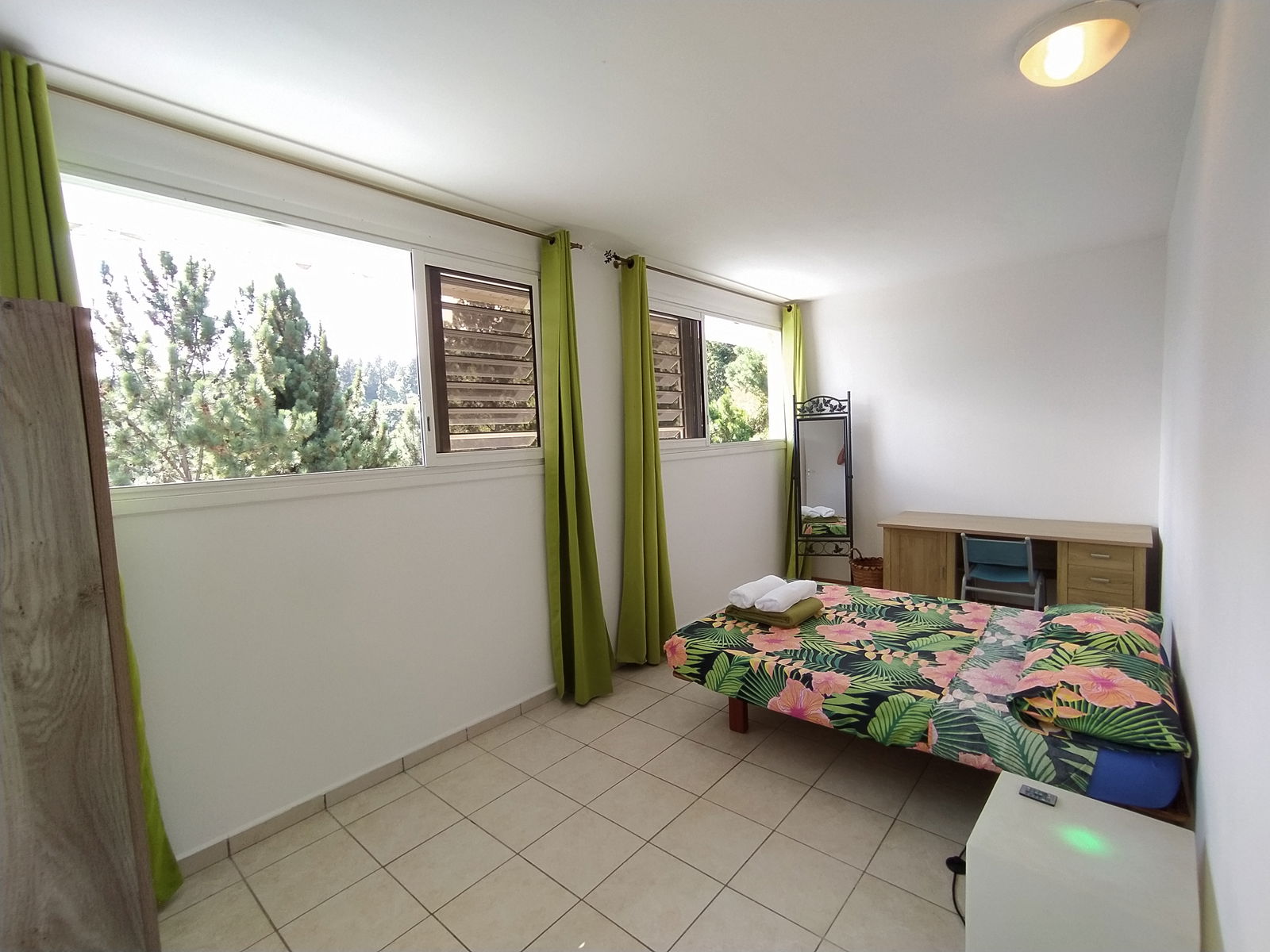 Onofhängeg Studio Puna'auia 250212