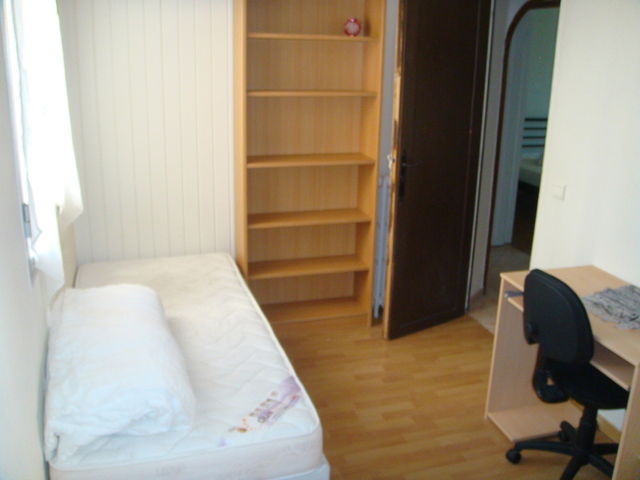 Gastgezin Nice 30819